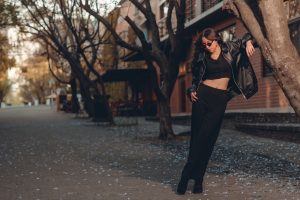 Deri Ceket: Babadan Oğula Giymelik Bir Miras mı, Yoksa Eskiyen Bir Meslek mi?